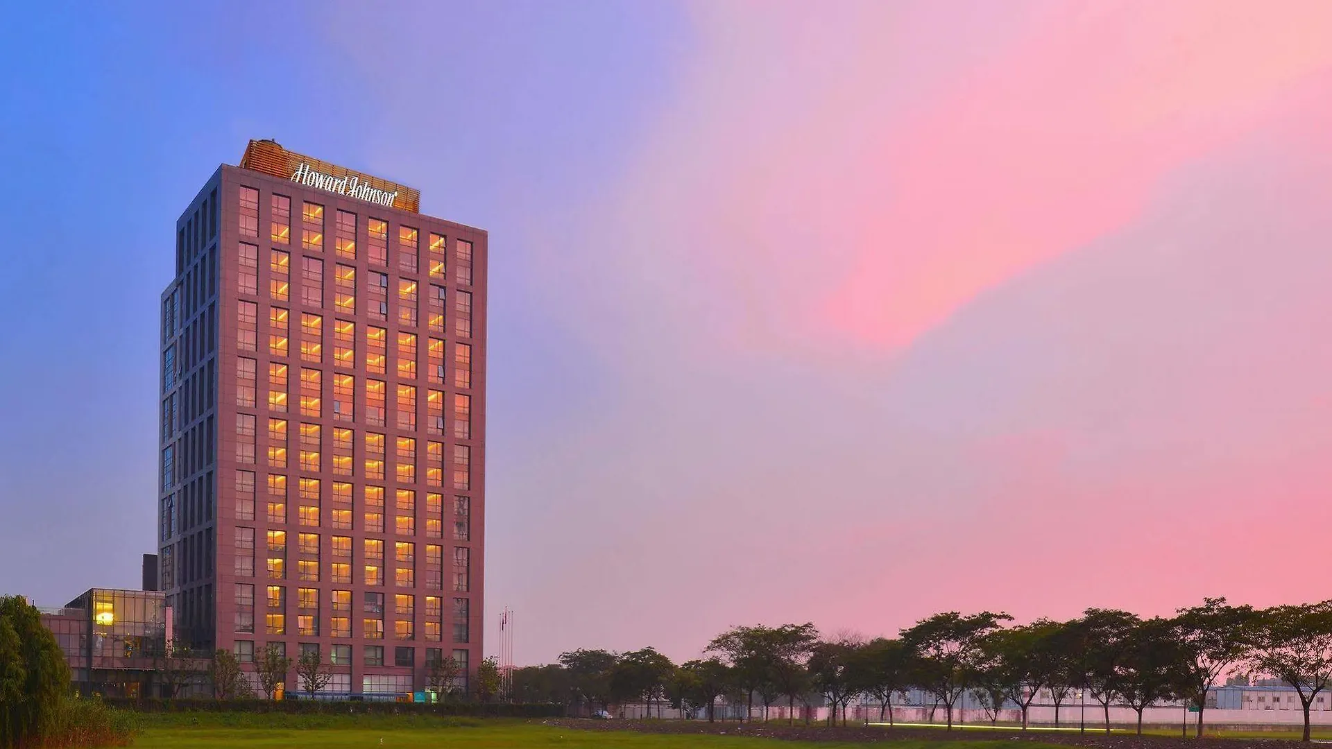 Howard Johnson Jinghope Serviced Residence Suzhou Suzhou  China